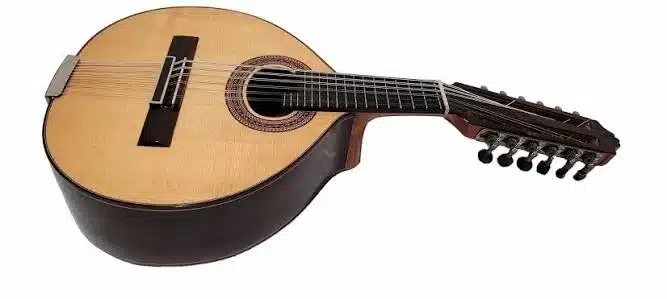 Instrumentos de Cuerda Peruanos 4 La bandurria cusqueña