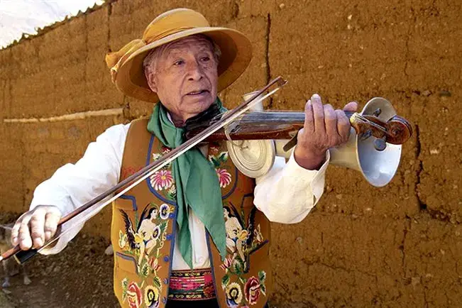 Violinistas Peruanos 4 Zenobio Dagha Sapaico